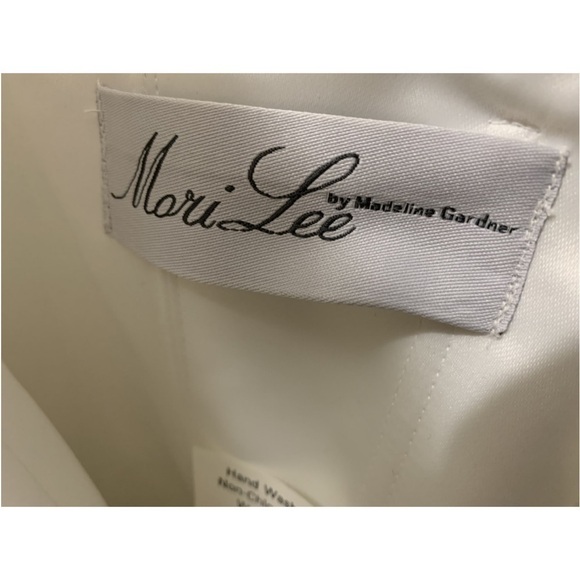 Mori Lee by Madeleine Gardner Wedding Dress size 10 - Picture 3 of 4